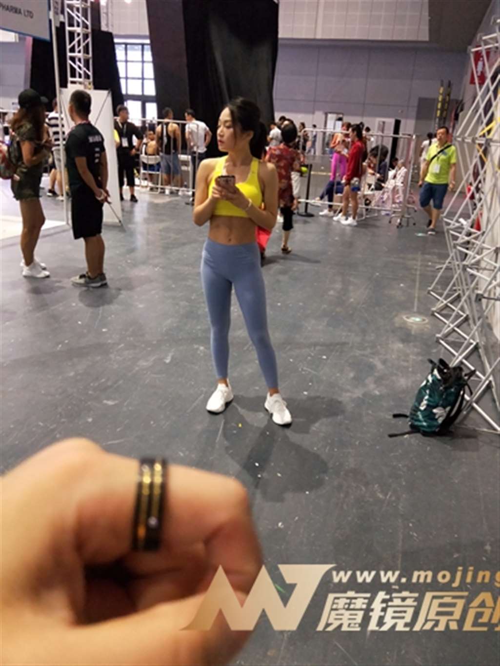 图片[3]-【欧阳幽明赛帖】灰色瑜伽美女天使-街拍流行馆