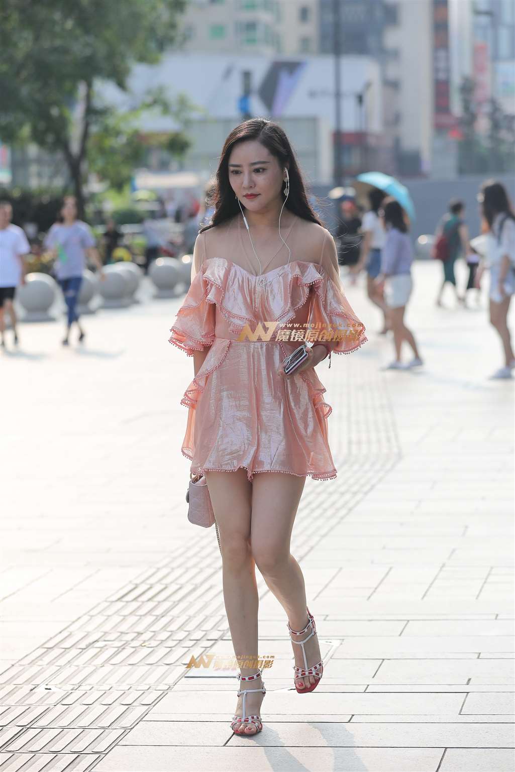 图片[1]-【凯恩赛帖】美妇人-街拍流行馆