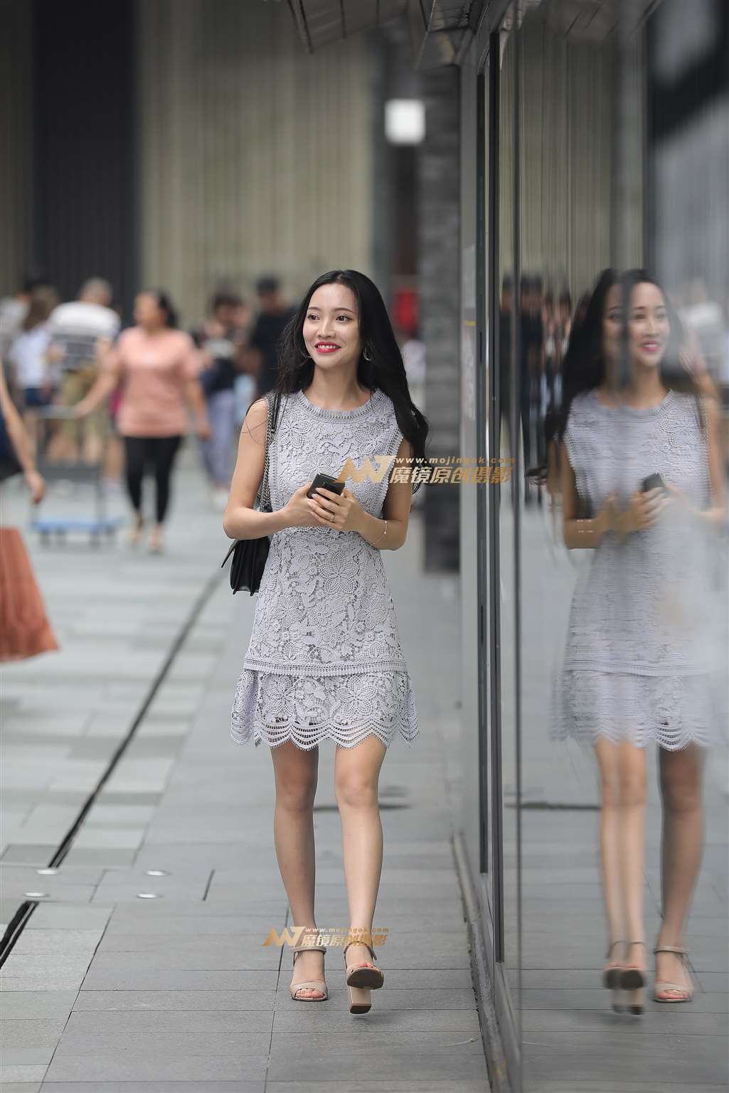 图片[5]-【凯恩赛帖】爱笑的大眼美眉-街拍流行馆