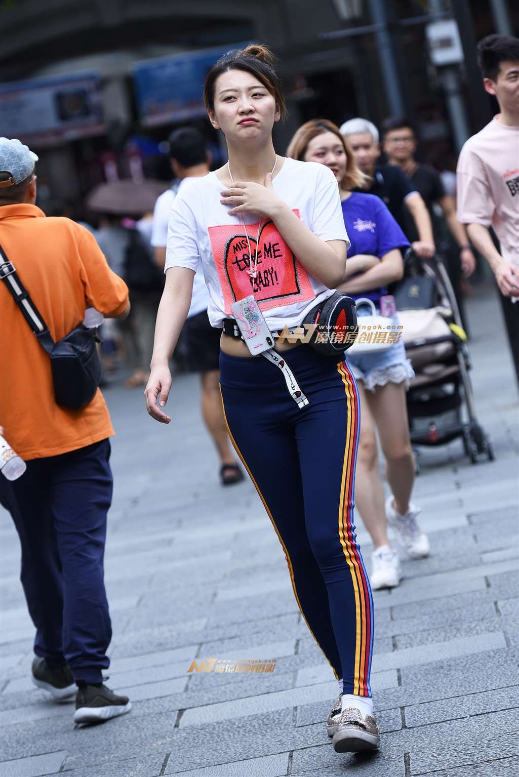 图片[2]-【咔喳赛贴】运动裤装-街拍流行馆