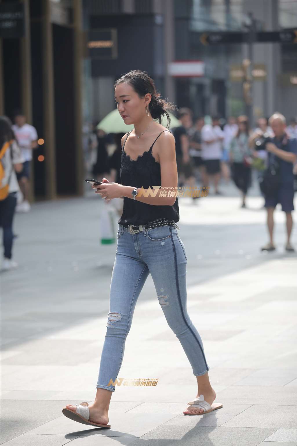 图片[4]-【凯恩赛帖】紧身牛仔-街拍流行馆
