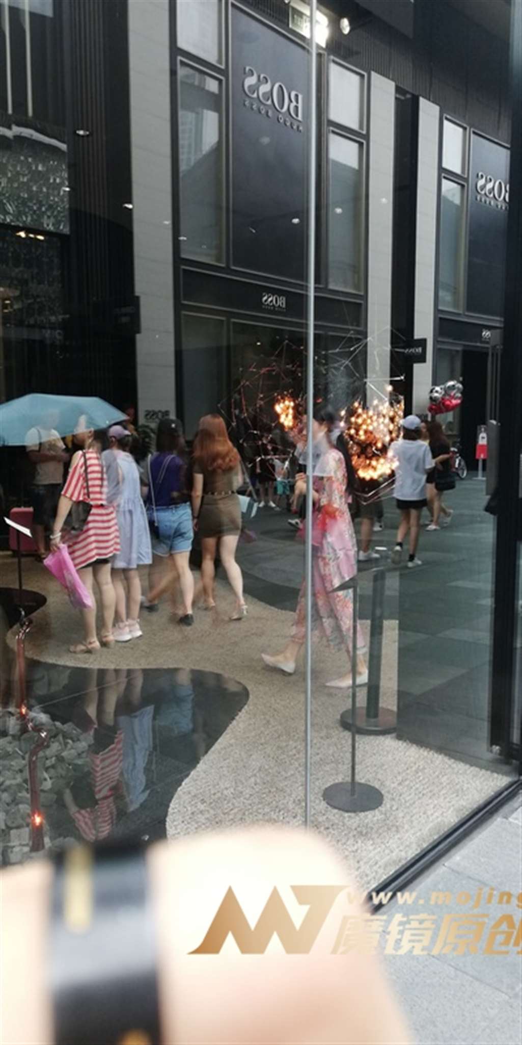 图片[3]-【视觉冲击赛贴】丰腴的包臀裙小姐姐-街拍流行馆