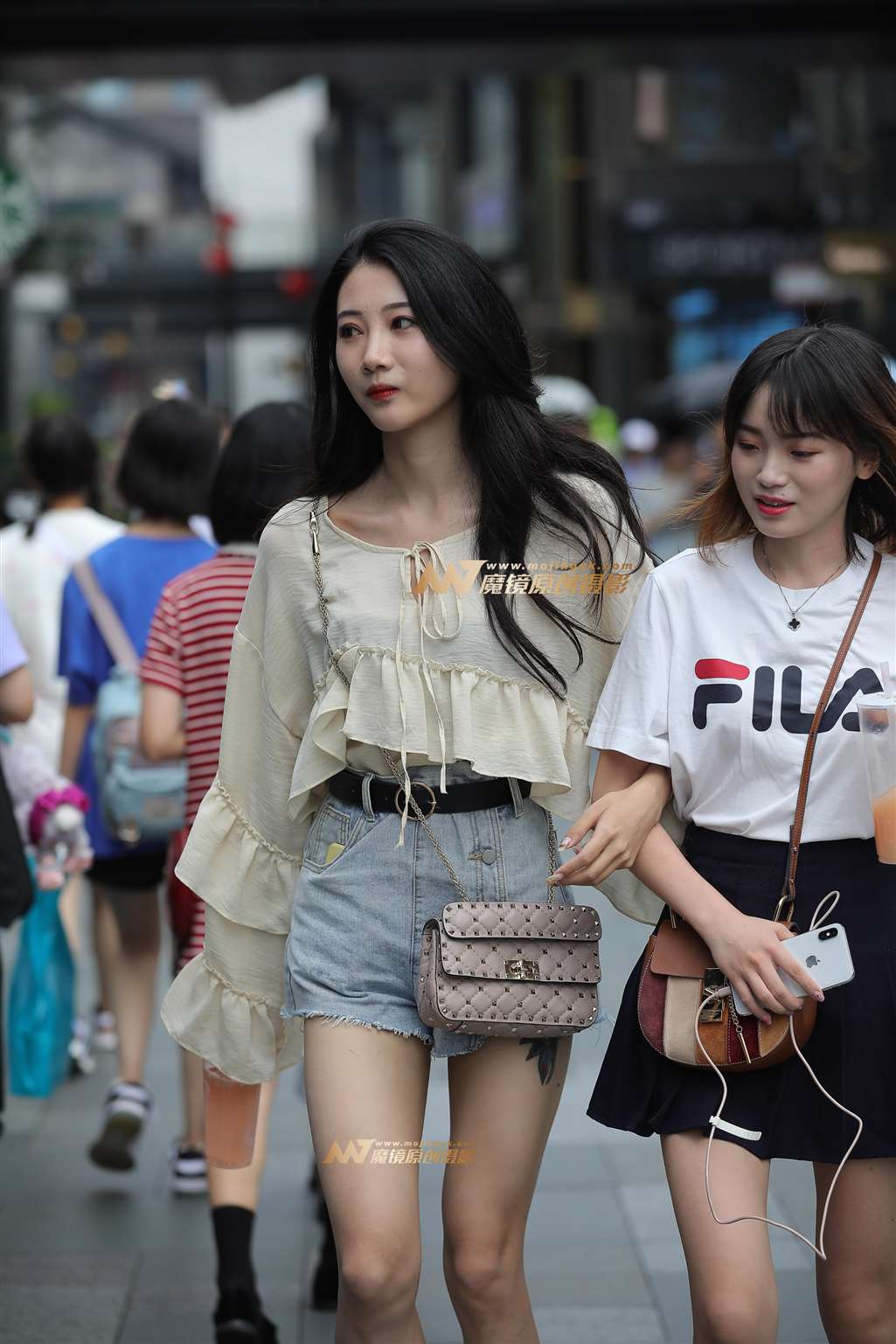 图片[2]-【凯恩赛贴】恬静清纯美女-街拍流行馆