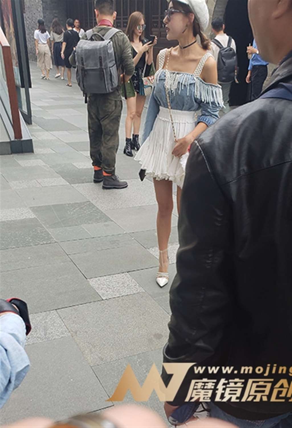 图片[3]-【凯恩赛贴】时髦美女-街拍流行馆