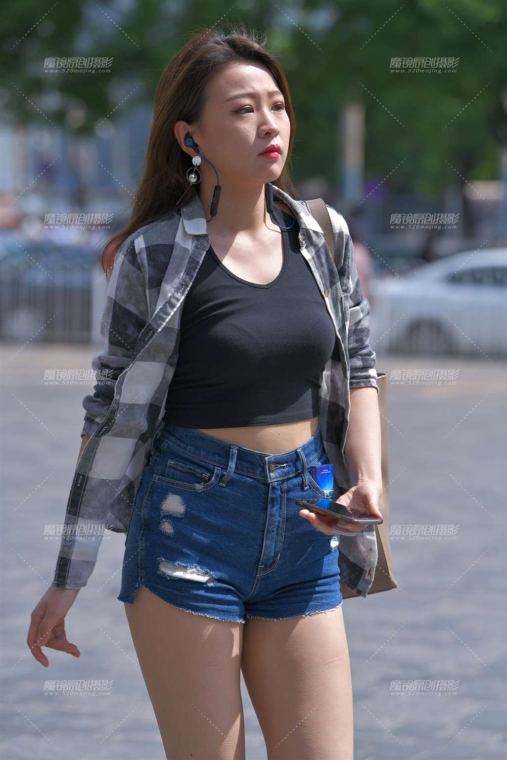 图片[1]-【红石赛帖】性感牛仔热裤美女-街拍流行馆