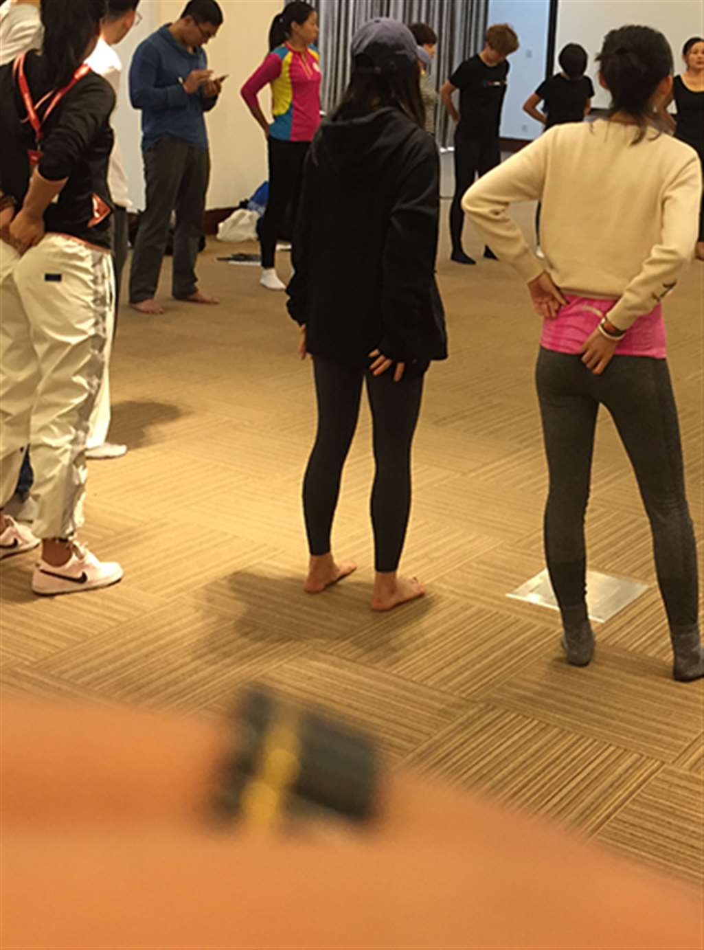 图片[3]-【红石赛帖】练瑜伽的美女-街拍流行馆