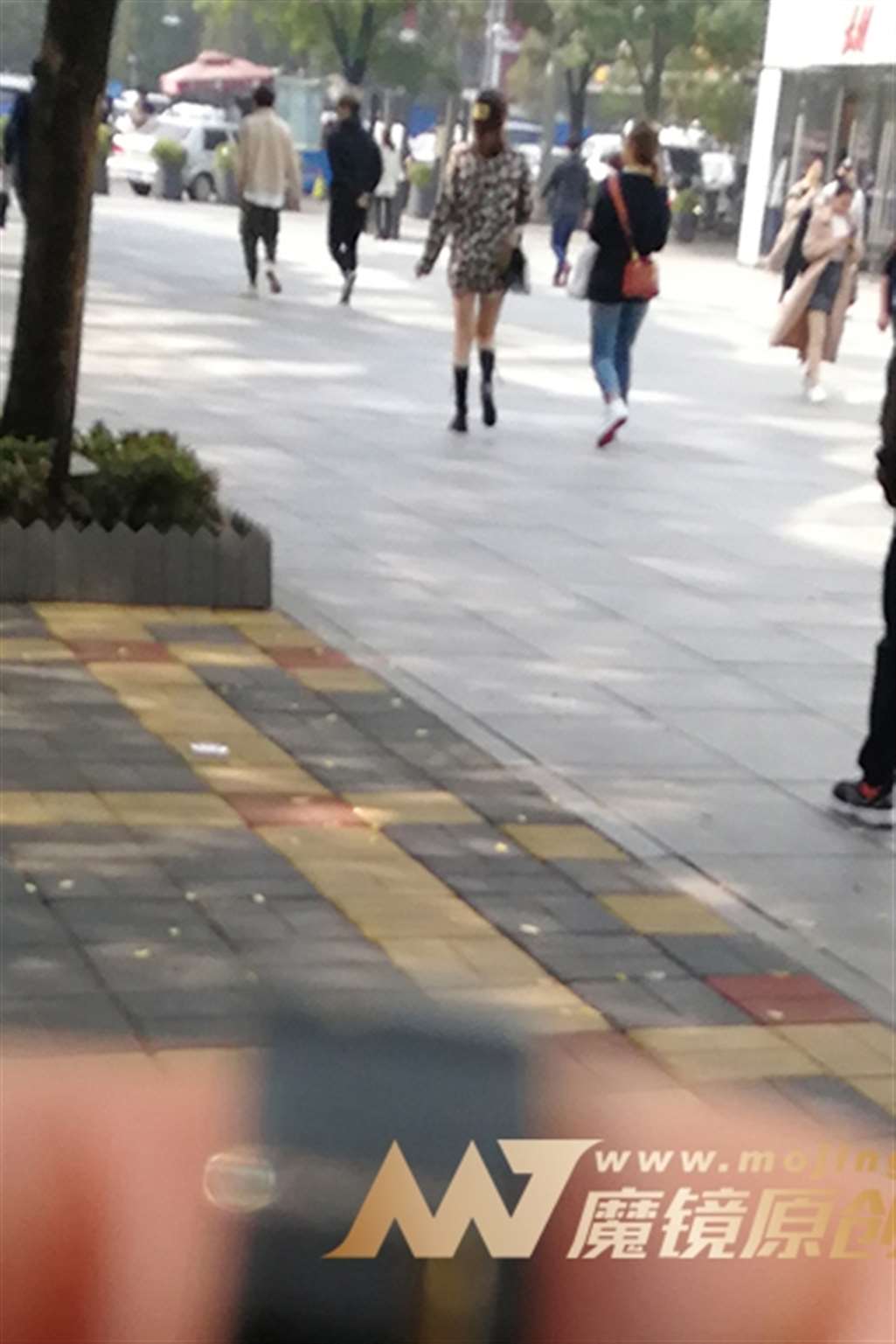 图片[3]-【小默赛帖】第1330篇一米香烟滑过唇间-街拍流行馆