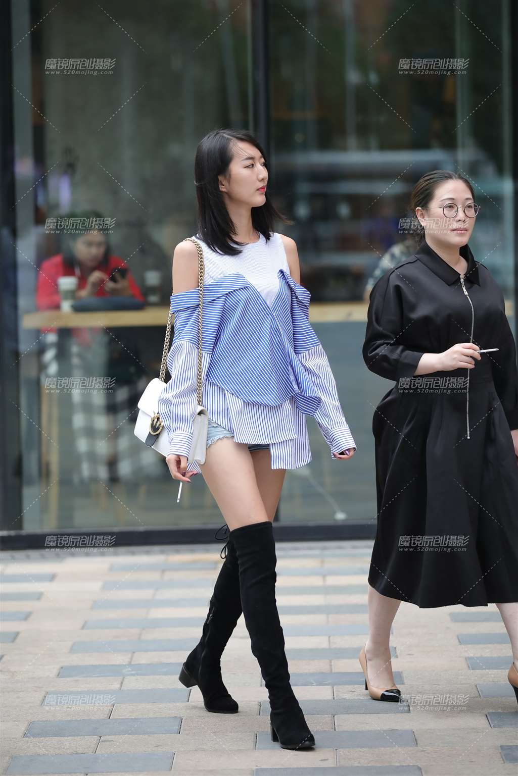 图片[3]-很有气质的长腿美女-街拍流行馆