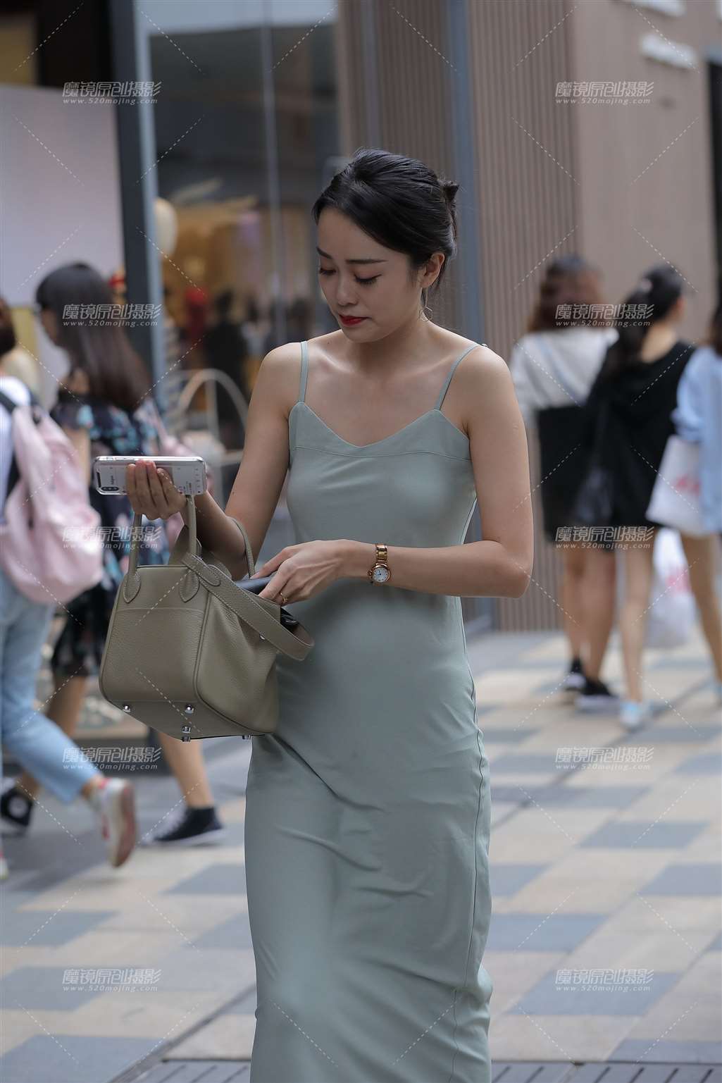 图片[5]-优雅的吊带美**-街拍流行馆