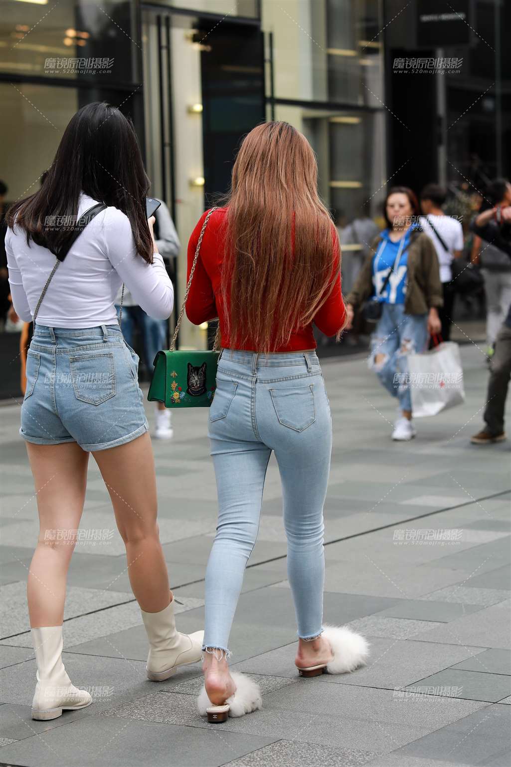 图片[2]-紧牛小妹-街拍流行馆