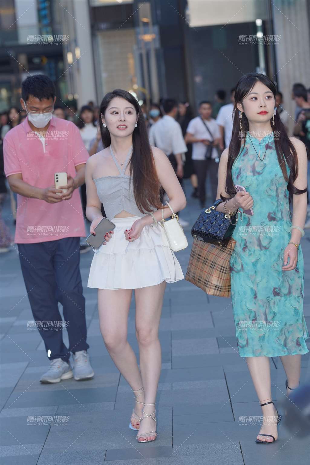 图片[3]-白皙美腿-街拍流行馆