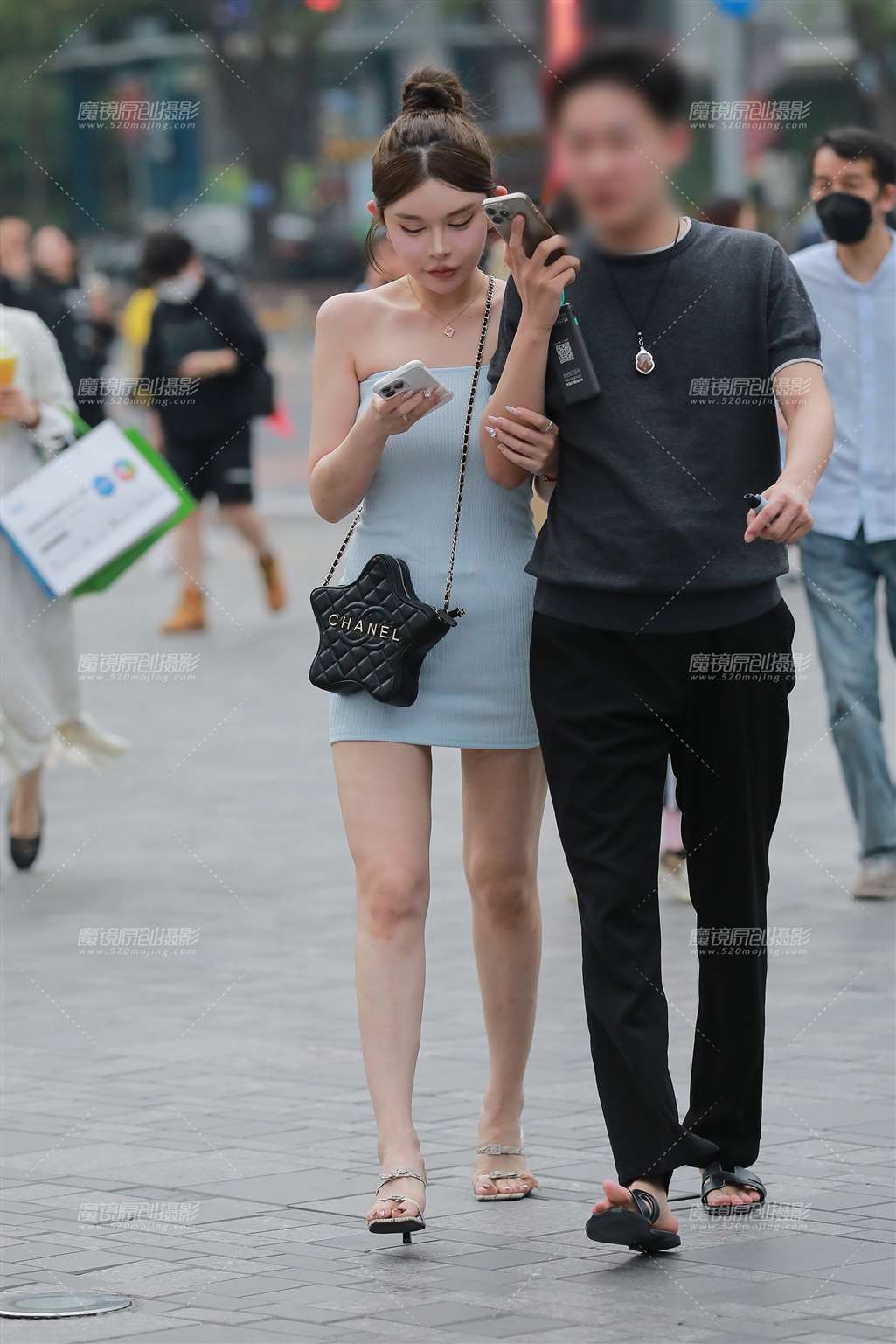 图片[4]-蓝色包臀裙美女-街拍流行馆