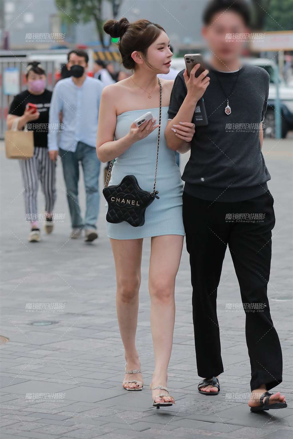 图片[5]-蓝色包臀裙美女-街拍流行馆