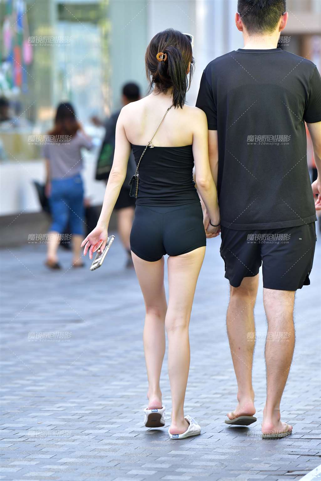 图片[2]-超级漂亮气质热裤美女-街拍流行馆