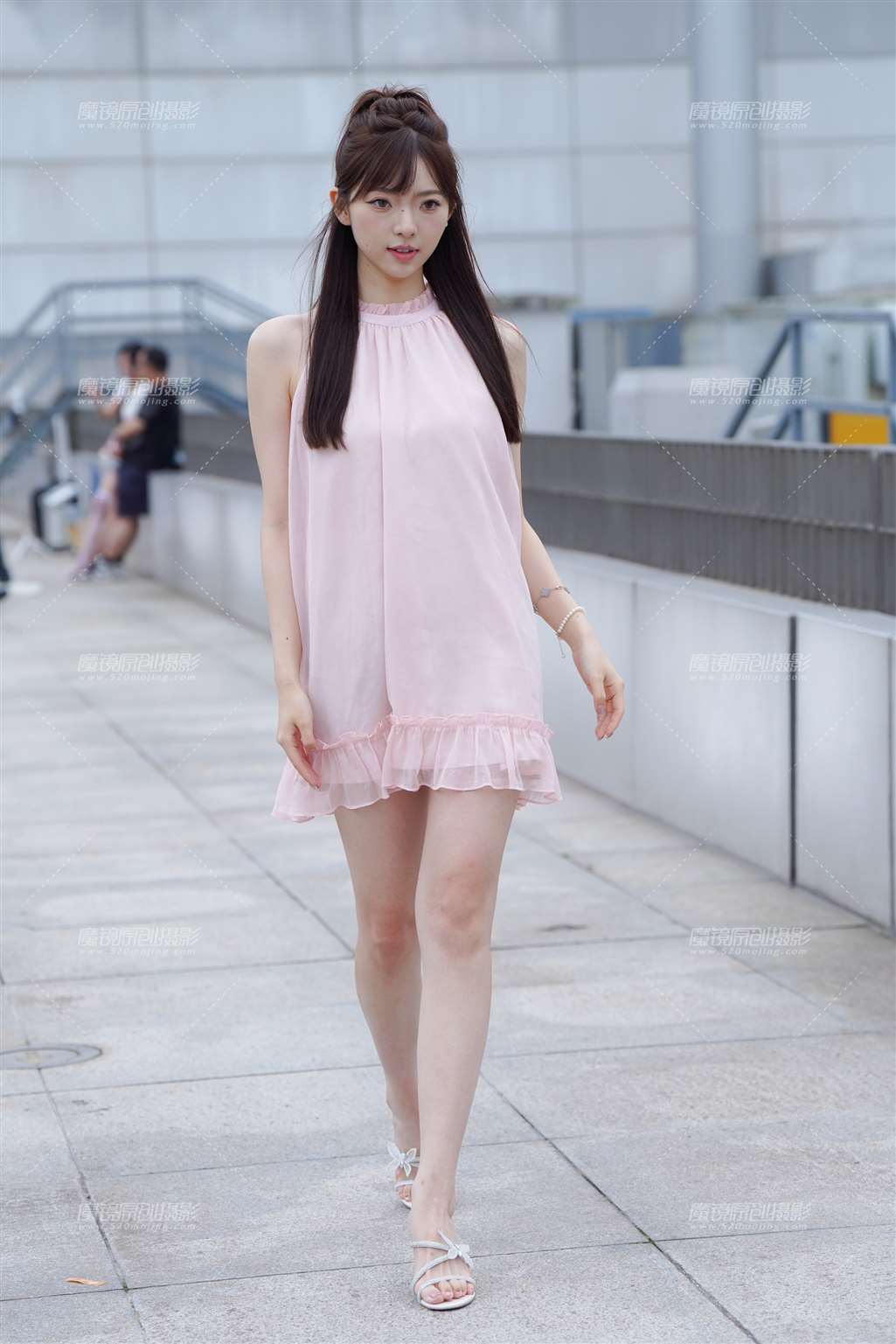 图片[1]-邻家女孩-街拍流行馆