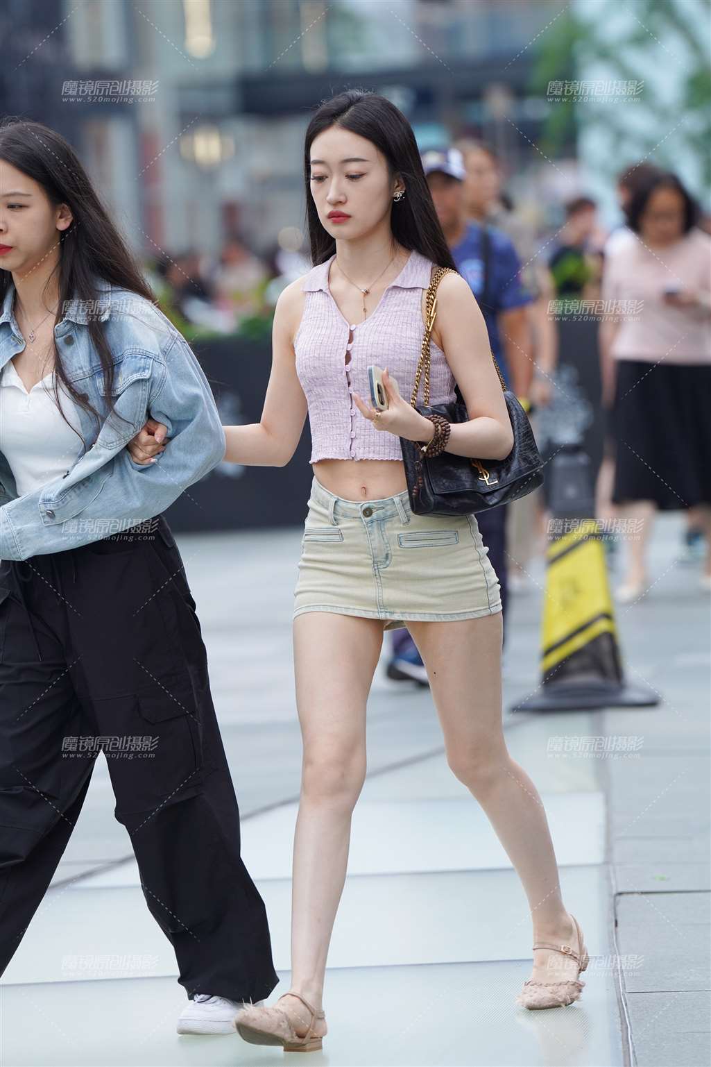 图片[1]-紧牛包臀裙-街拍流行馆