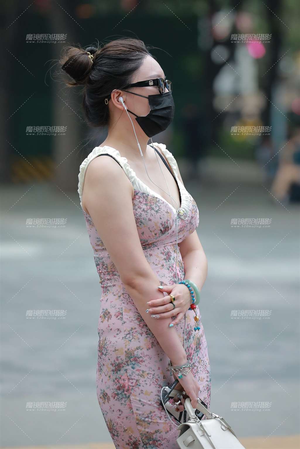 图片[4]-丰润包臀裙美女-街拍流行馆