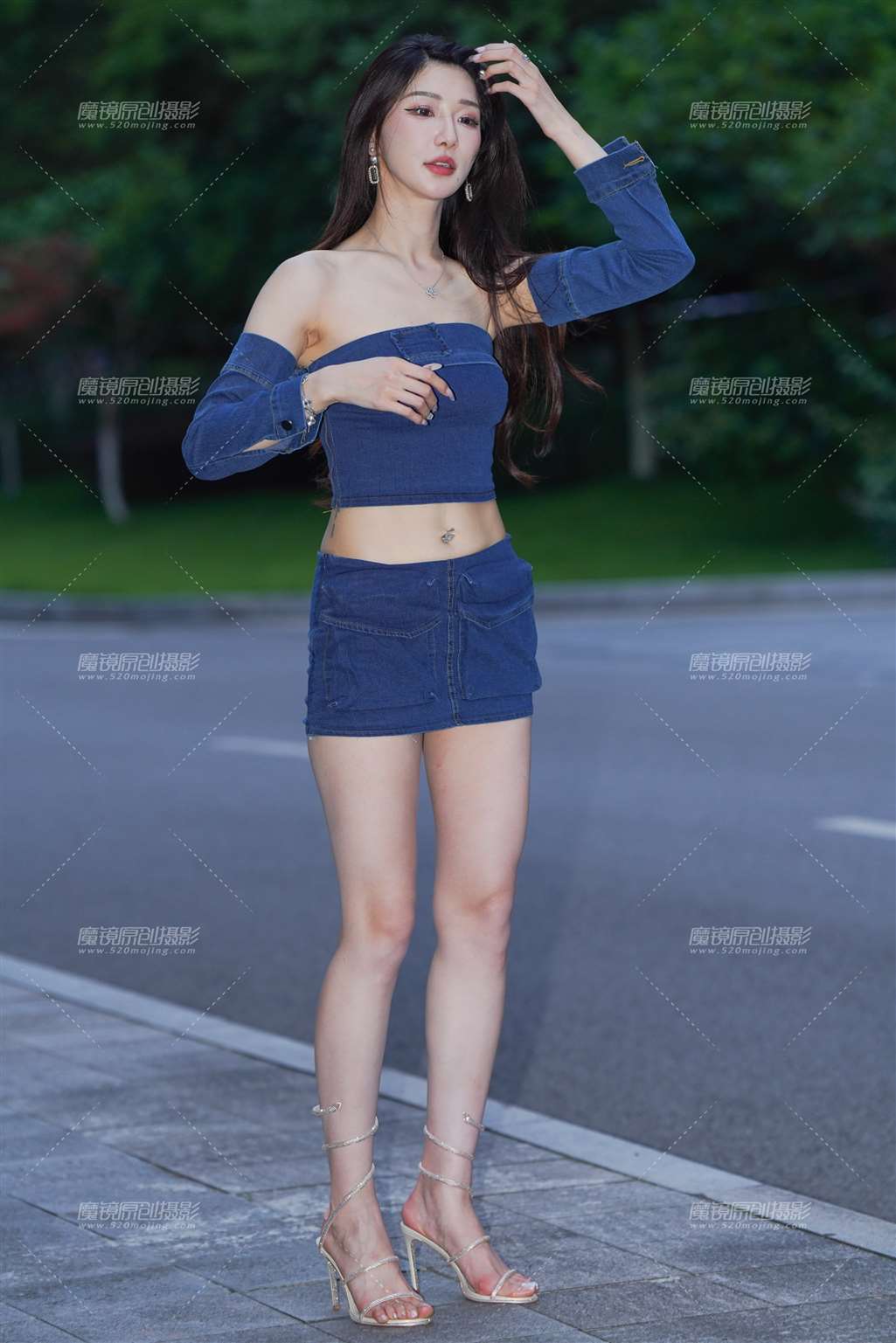 图片[1]-颜值 美腿 玉足-街拍流行馆